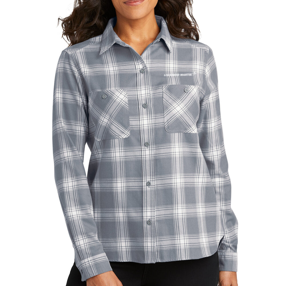 Ladies' Plaid Flannel Shirt - Image 4